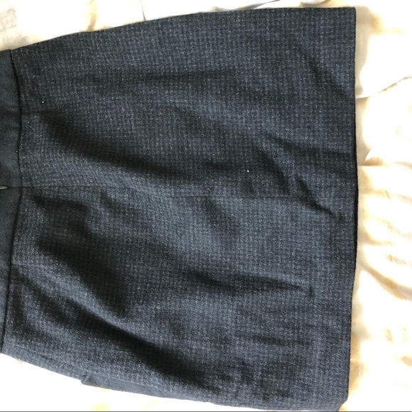 J. Crew Size 0 Mini Skirt. - Picture 3 of 5
